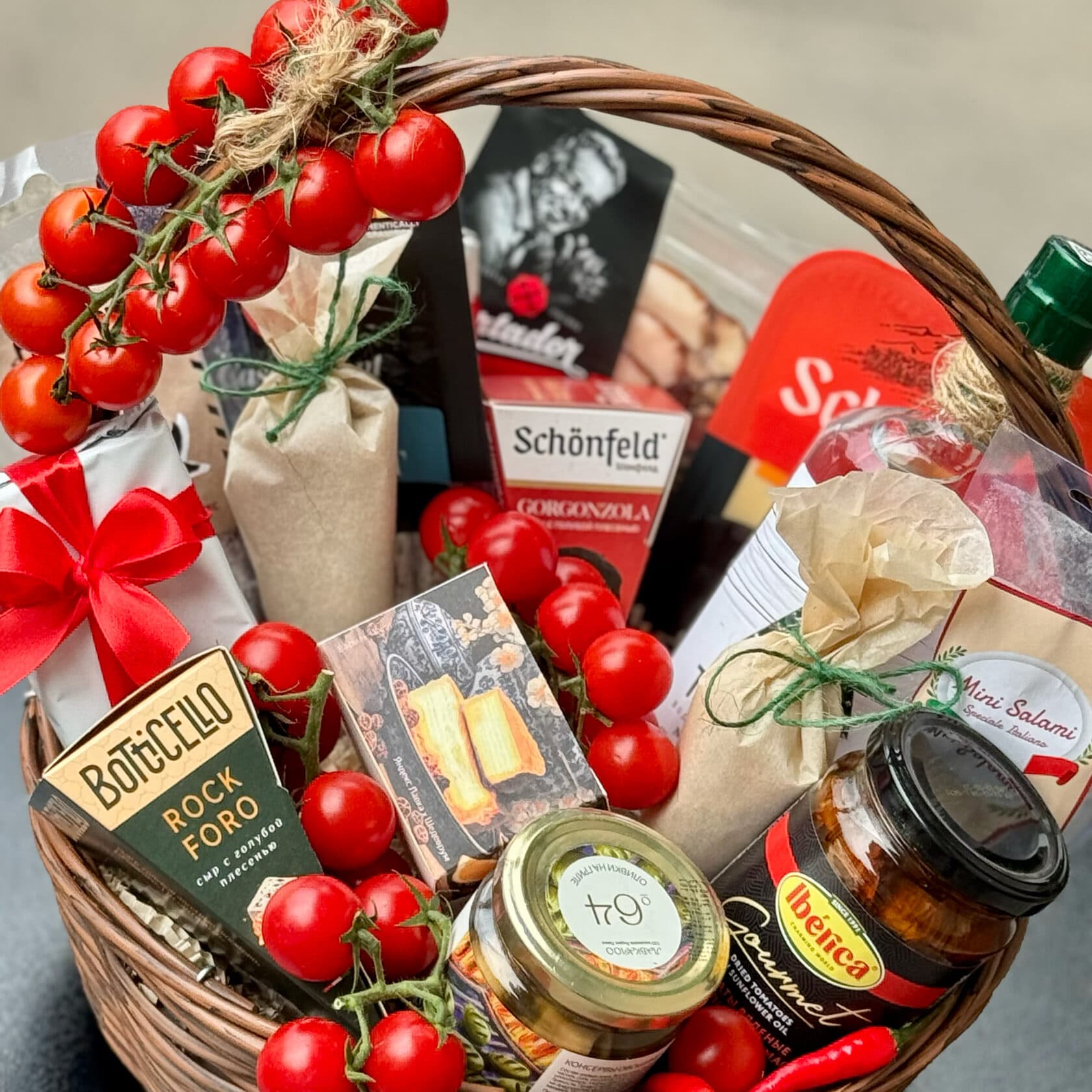 Подарочная корзина с безалкогольным напитком 0% "Гранд-резерв" со вкусом коньяка, фото 3